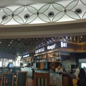 FoodStreet Delhi Airport Store Branding